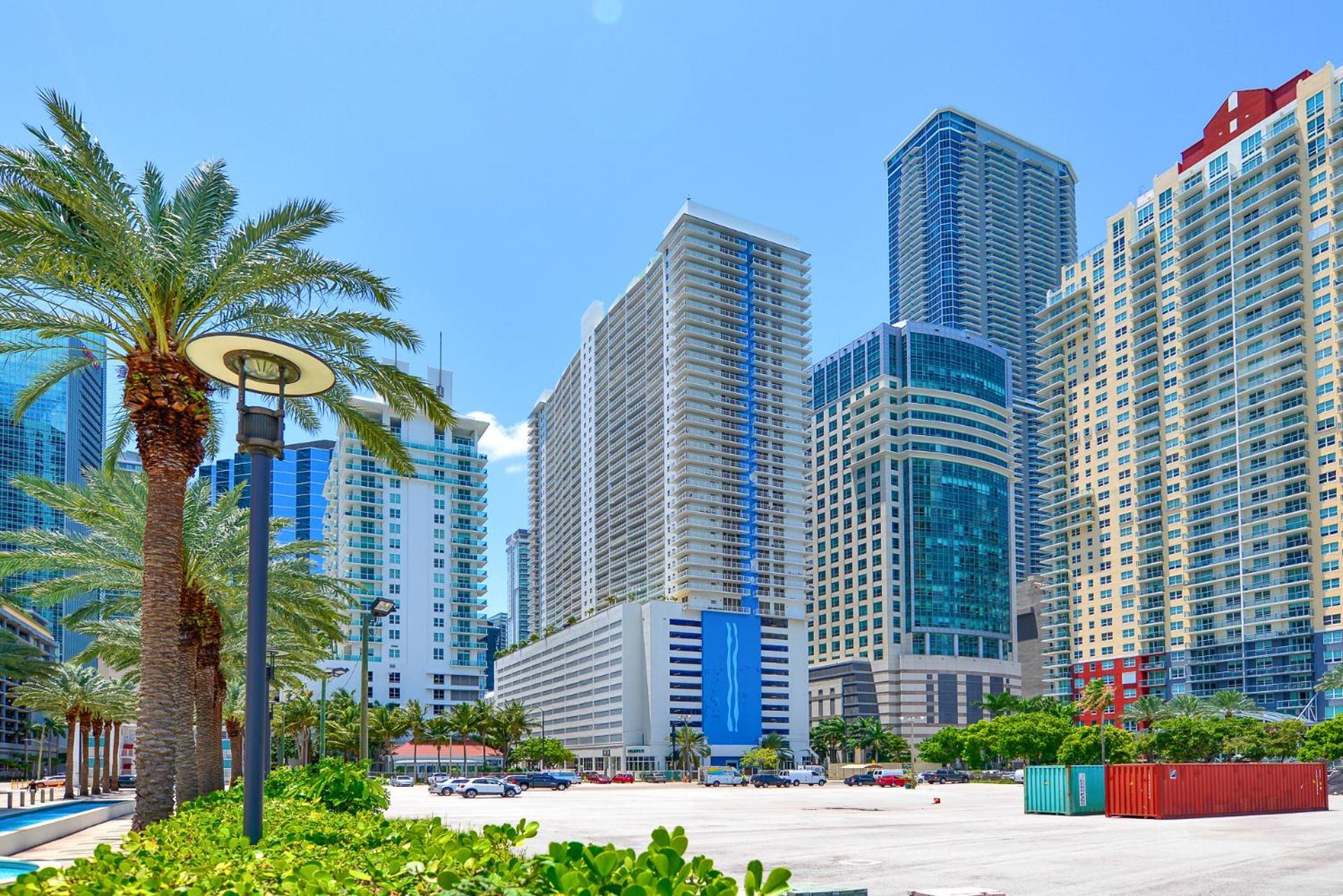Exclusivity & Relaxation Offered By Our Appartamento Miami